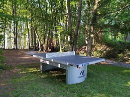 New House on the Edge of a Large Forest, Large Garden,very Quiet, Beau