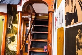 Dom puteshestvennikov Tri tritona - Hostel