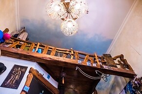 Dom puteshestvennikov Tri tritona - Hostel