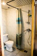 Dom puteshestvennikov Tri tritona - Hostel