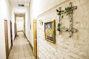 Dom puteshestvennikov Tri tritona - Hostel