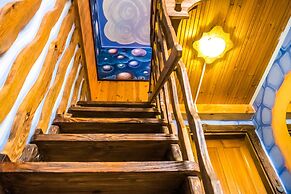 Dom puteshestvennikov Tri tritona - Hostel