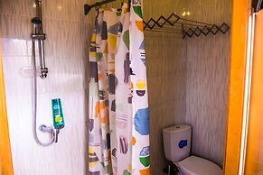 Dom puteshestvennikov Tri tritona - Hostel