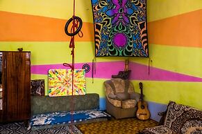 Dom puteshestvennikov Tri tritona - Hostel