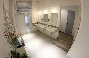 Travelers' house ROOTs - Hostel