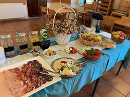 Hostel Javni Zavod Mekinjski Samostan