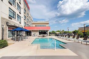 Best Western Plus Executive Residency Rigby's Water World Hotel