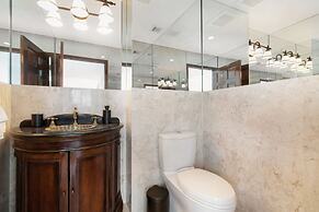 Roami at The Current