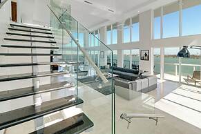 Roami at The Current