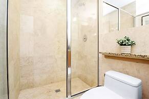 Roami at The Current