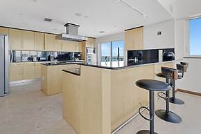 Roami at The Current