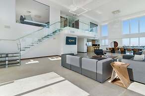 Roami at The Current