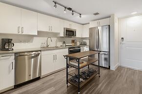Biscayne Townhomes by Sextant