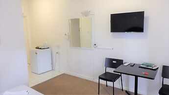 Blue Pacific Motel Swansea