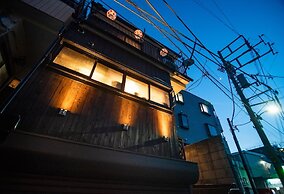 A0 Shinjuku Big House