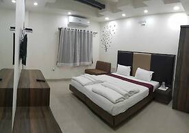 Hotel Smart Room By Shree Vatika