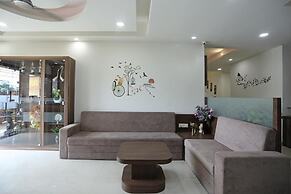 Hotel Smart Room By Shree Vatika