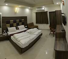 Hotel Smart Room By Shree Vatika