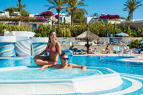 HL Club Playa Blanca Hotel