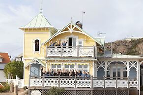 Strandflickornas Annex Gula Villan