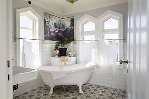 Strandflickornas Annex Gula Villan