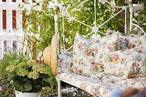 Strandflickornas Annex Gula Villan