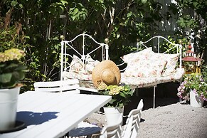 Strandflickornas Annex Gula Villan