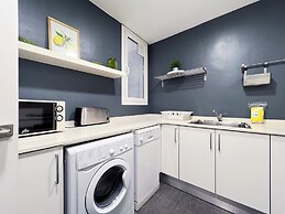 Stay U-nique Apartment Travessera