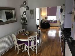 Churchendcottage-2br-sleeps4-petsok-parking