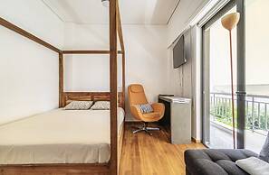 Impeccable 3-bed Apartment in Athens