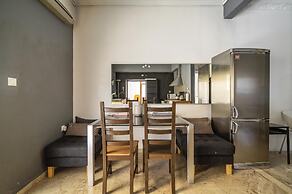 Impeccable 3-bed Apartment in Athens