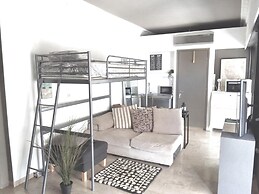 Impeccable 3-bed Apartment in Athens