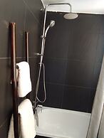 Impeccable 3-bed Apartment in Athens