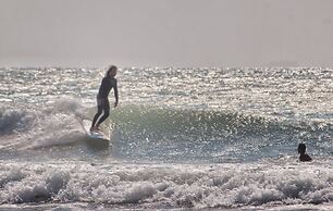 Sea Wolf Surf Club - Hostel