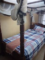 Waso Central Emporium Lodge