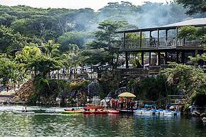 Tiffany s Canyon lodge