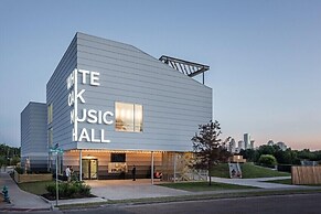 Heights House Hotel - Houston Heights Downtown, Ascend Hotel Collectio