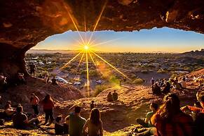 Luxury Dream House!! Sleeps 16 - On Golf Course