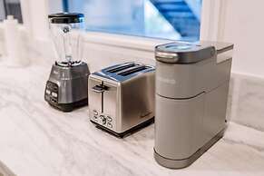 Luxury Dream House!! Sleeps 16 - On Golf Course