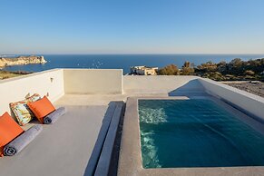 Potnia Theron Suites