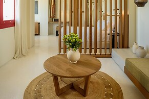 Potnia Theron Suites