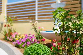 Sunset Apartments near Athens Airport