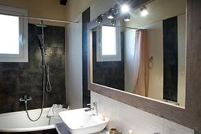 Sunset Apartments near Athens Airport