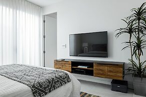 The Donatella - Arcadia - Creme de la Creme