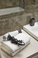 Metro Imielin 8th Floor Apartment