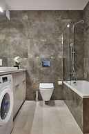 Metro Imielin 8th Floor Apartment