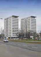 Metro Imielin 8th Floor Apartment