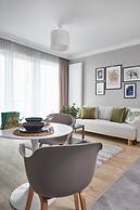 Metro Imielin 9th Floor Apartment