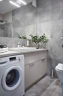 Metro Imielin 9th Floor Apartment