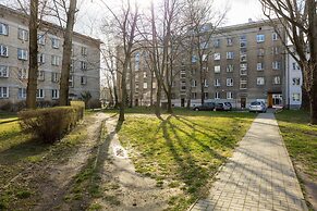 Saska Kepa Modern Apartment